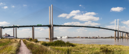 truck on Dartford bridge